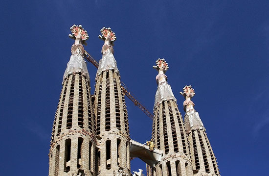 Věže chrámu Sagrda Familia v Barceloně