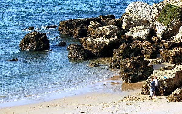 Milenci na pláži Costa de la Luz
