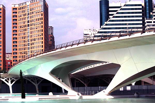 Město Valencie – most Pont de Calatrava